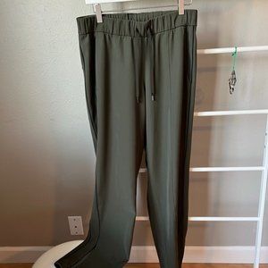 Lululemon On The Right Track Pants Split Hem Relaxed Fit